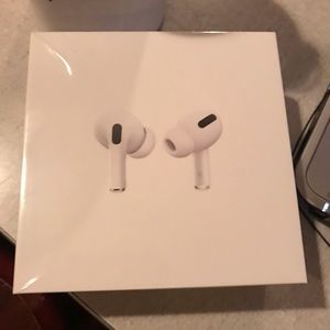 Apple AirPods Pro Wireless In-Ear Headsets - White